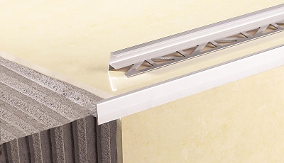 Стъпален профил AL/CL-N-250 см.сребро