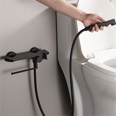 Стенен смесител за биде с хигиенен душ ICF 3510MB черен мат Inter Ceramic